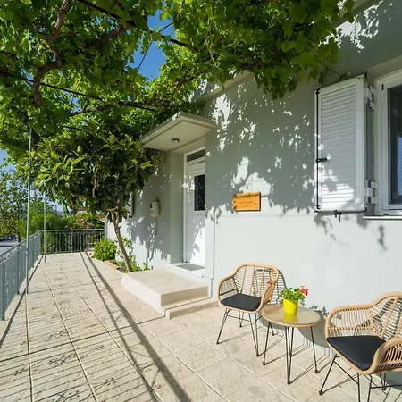 Lucas * Ликсури